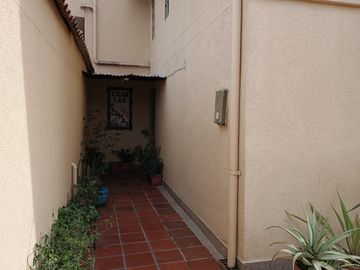 CASA EN VENTA EN AVENIDA CENTENARIO ARMENIA QUINDIO