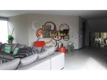 SE VENDE HERMOSA Y AMPLIA CASA CAMPESTRE EN ARMENIA