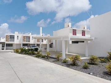 HERMOSA CASA EN FRACC EXCLUSIVO MAR DE PLATA