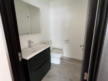 Departamento en venta en Five, Bosque Real