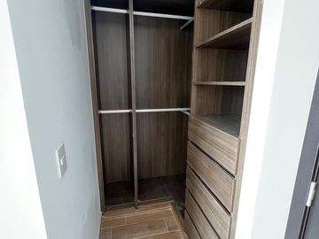 Departamento en venta en Five, Bosque Real