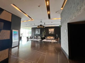 Departamento en venta en Five, Bosque Real