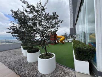 Departamento en venta en Five, Bosque Real
