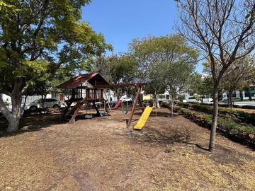 Terreno en venta en Fraccionamiento Privada Juriquilla, Querétaro. GPS