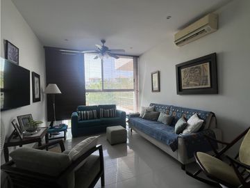 Apartamento en Laguna Club - Tres alcobas,  Vista al lago