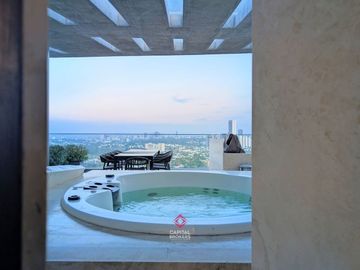 Departamento de Lujo en Venta en Zentral Zona Valle Real