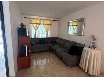 Casa de dos pisos en venta Barrio Las Américas Palmira Valle Colombia