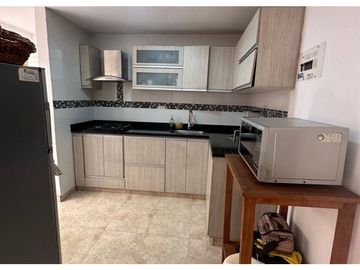 Casa de dos pisos en venta Barrio Las Américas Palmira Valle Colombia
