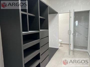CASA EN VENTA EN CASTAÑOS DEL VERGEL