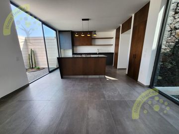 CASA DIEGO EN VENTA MALLORCA RESIDENCE RECAMARA EN PLANTA QUERETARO