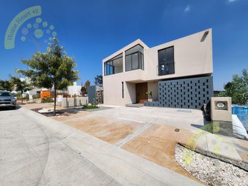 CASA DIEGO EN VENTA MALLORCA RESIDENCE RECAMARA EN PLANTA QUERETARO