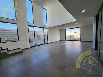CASA DIEGO EN VENTA MALLORCA RESIDENCE RECAMARA EN PLANTA QUERETARO