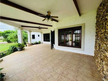 Venta de casa en David, El Terronal