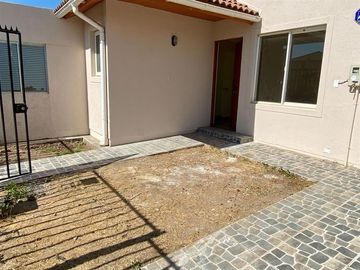 Casa en Venta en En Venta Casa 2 Pisos en Conjunto Jardín Las Orquídeas