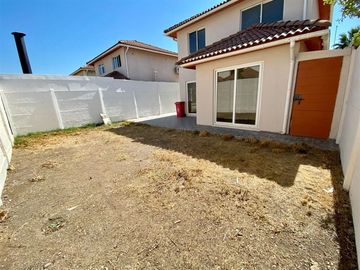 Casa en Venta en En Venta Casa 2 Pisos en Conjunto Jardín Las Orquídeas