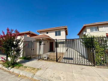 Casa en Venta en En Venta Casa 2 Pisos en Conjunto Jardín Las Orquídeas