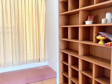 4 Bed 325 SQ.M House for Sale in Phatthanakarn