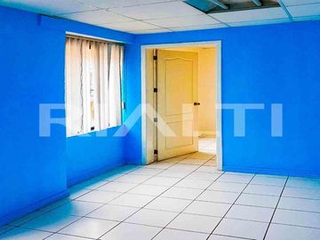 Edificio Comercial de Venta en El Centro de Quito