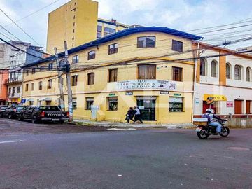 Edificio Comercial de Venta en El Centro de Quito