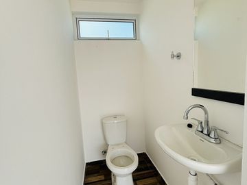 Oportunidad: Casa en venta con 4 habitaciones, 1 en PB y amplio Roof Garden