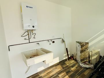 Oportunidad: Casa en venta con 4 habitaciones, 1 en PB y amplio Roof Garden