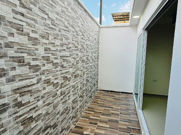 Oportunidad: Casa en venta con 4 habitaciones, 1 en PB y amplio Roof Garden