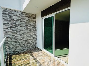 Oportunidad: Casa en venta con 4 habitaciones, 1 en PB y amplio Roof Garden