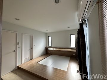 3 Bedroom Townhouse for sale at The Connect Watcharaphon - Phoemsin