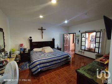 Casa de Campestre en venta, con terraza y alberca con detalles típico estilo mexicano, Comala, Col.