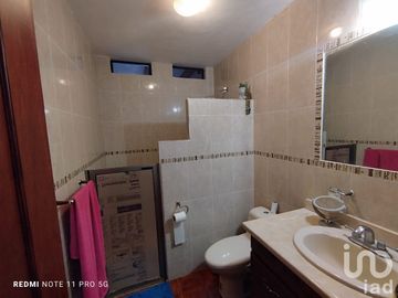 Casa de Campestre en venta, con terraza y alberca con detalles típico estilo mexicano, Comala, Col.