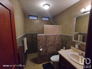 Casa de Campestre en venta, con terraza y alberca con detalles típico estilo mexicano, Comala, Col.