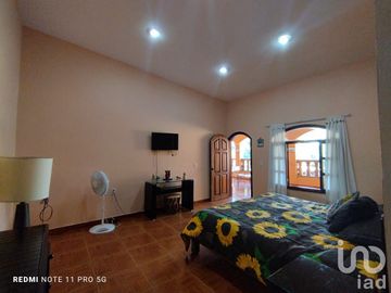 Casa de Campestre en venta, con terraza y alberca con detalles típico estilo mexicano, Comala, Col.