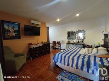 Casa de Campestre en venta, con terraza y alberca con detalles típico estilo mexicano, Comala, Col.