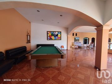 Casa de Campestre en venta, con terraza y alberca con detalles típico estilo mexicano, Comala, Col.