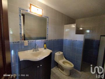 Casa de Campestre en venta, con terraza y alberca con detalles típico estilo mexicano, Comala, Col.