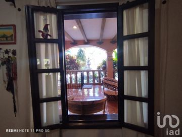 Casa de Campestre en venta, con terraza y alberca con detalles típico estilo mexicano, Comala, Col.