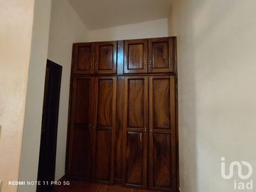 Casa de Campestre en venta, con terraza y alberca con detalles típico estilo mexicano, Comala, Col.