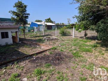 Terreno en Venta de Oportunidad en excelente ubicación en Alcaraces Cuauhtémoc, Colima.