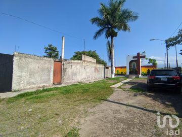 Terreno en Venta de Oportunidad en excelente ubicación en Alcaraces Cuauhtémoc, Colima.