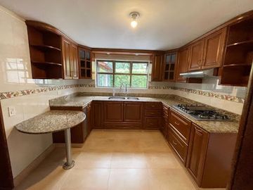ARRIENDO de CASAS en MEDELLIN