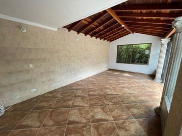 ARRIENDO de CASAS en MEDELLIN