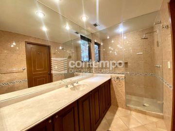 Venta Departamento Puerta de Hierro, Club de Golf Valle Escondido, Atizapán