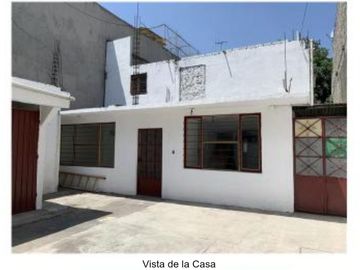 Casa en Venta cerca del Aeropuerto de la CDMX (Alcaldía Venustiano Carranza)
