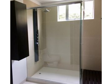 VENDO ESPECTACULAR CASA CONDOMINIO RENANIA