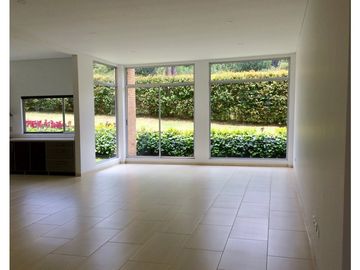VENDO ESPECTACULAR CASA CONDOMINIO RENANIA
