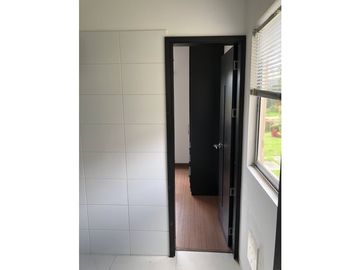 VENDO ESPECTACULAR CASA CONDOMINIO RENANIA