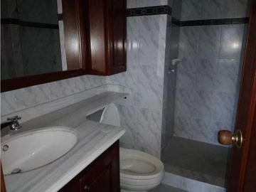 Vendo o permuto por local, apartamento en Riascos Santa Marta 001