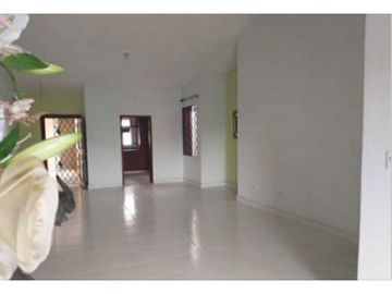 Vendo o permuto por local, apartamento en Riascos Santa Marta 001
