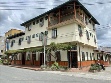 VENTA DE HOTEL EN MONTENEGRO QUINDIO