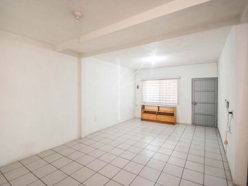 CASA EN VENTA EN CHAPALITA